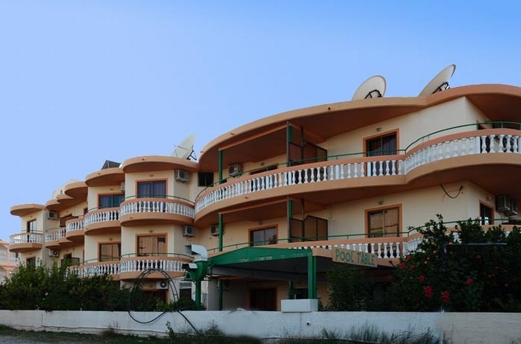 Aparthotel George 2*